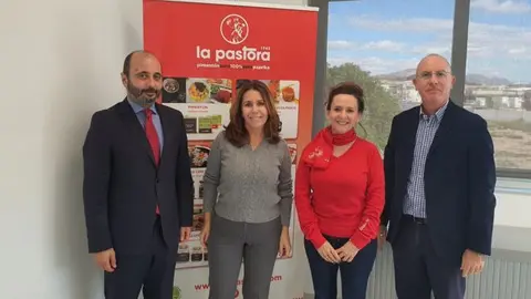 Un centenar de empresas especieras de la Regi&oacute;n venden a los mercados extranjeros y las especias m&aacute;s vendidas son la pimienta y el piment&oacute;n, que suponen un 80% del total.&nbsp;