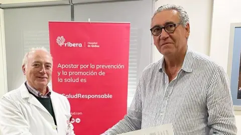 Ribera Hospital de Molina se compromete a aportar material sanitario y docente, aparataje, f&aacute;rmacos y personal sanitario.