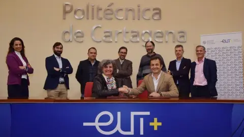 Desde 2014, m&aacute;s de 70 estudiantes han disfrutado de becas en Hidrogea y una quincena de ellos fueron contratados.