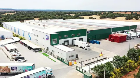 Vista a&eacute;rea de las instalaciones de Aquadeus.