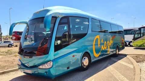 Autob&uacute;s de viajeros. (FROET)