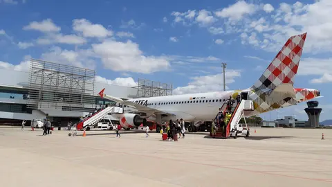 Avi&oacute;n de Volotea que opera en la nueva ruta con Bilbao.