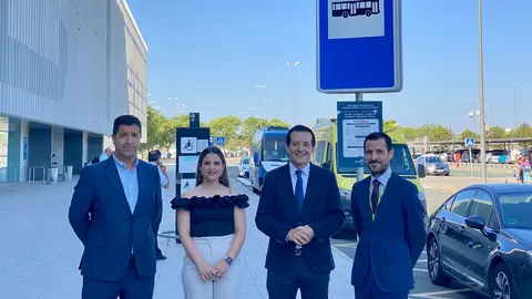 El consejero de Fomento, Jos&eacute; Manuel Pancorbo, durante la visita al Aeropuerto Internacional de la Regi&oacute;n.