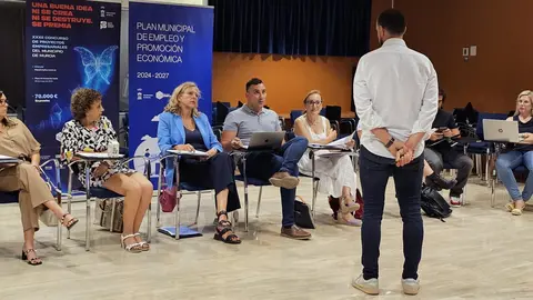 Imagen durante la presentaci&oacute;n de uno de los proyectos.