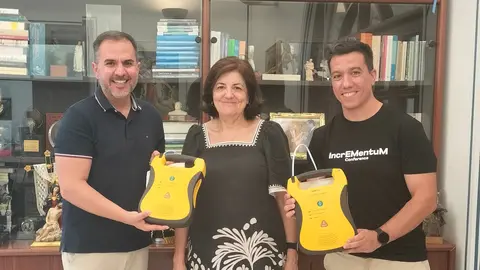 Donaci&oacute;n de desfibriladores realizada por la empresa EGS Emergency Global System.