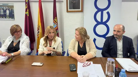 Imagen durante la Junta Directiva de COEC.