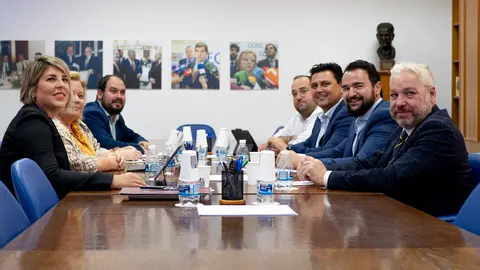 Reuni&oacute;n Alcaldes de la Comarca en COEC con la presidenta Ana Correa en 2023.