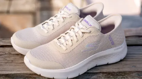Zapatillas deportivas Skechers: Comodidad y tecnolog&iacute;a
