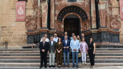 Imagen de familia durante la reuni&oacute;n en Caravaca de la Cruz.