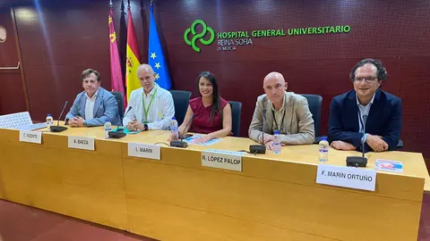 Imagen de la reuni&oacute;n del grupo de trabajo de Trombosis Cardiovascular de la Sociedad Espa&ntilde;ola de Cardiolog&iacute;a, en el hospital Reina Sof&iacute;a.