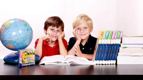 &iquest;Debo matricular a mis hijos en un colegio privado? Las razones que te convencer&aacute;n