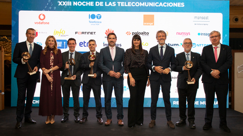20241018Noche Telecomunicaciones