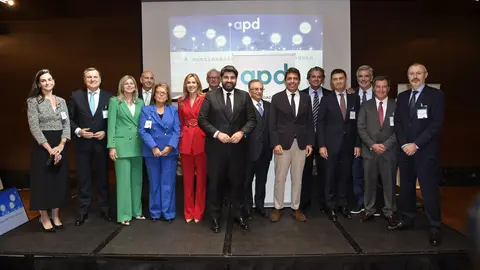 Imagen de familia durante el &lsquo;Encuentro bilateral Regi&oacute;n de Murcia y Comunidad Valenciana&rsquo;.