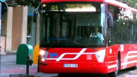 Autob&uacute;s. (Archivo)