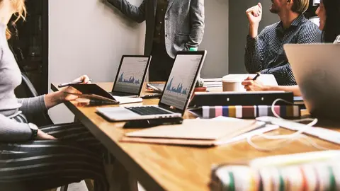 Reuni&oacute;n empresarial. (Imagen de Ronald Carre&ntilde;o en Pixabay)