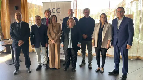 Imagen de familia durante la Asamblea de la Asociaci&oacute;n de Empresarios de la Construcci&oacute;n y Actividades Conexas de Cartagena y su Comarca (ACC). (Frecom)