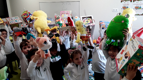 ELIS Murcia y C&aacute;ritas se vuelcan con Valencia para llevar juguetes a los ni&ntilde;os afectados por la DANA /Foto ELIS