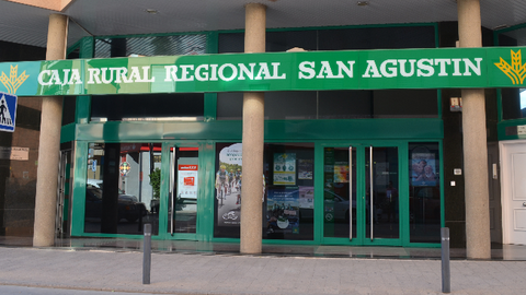 El grupo caja rural dona 3,3 millones de euros y activa diversas medidas para ayudar a los afectados por la DANA /Foto CRR