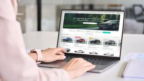 Imagen de la plataforma &lsquo;Facilitea Coches&rsquo; de CaixaBank. (CaixaBank)