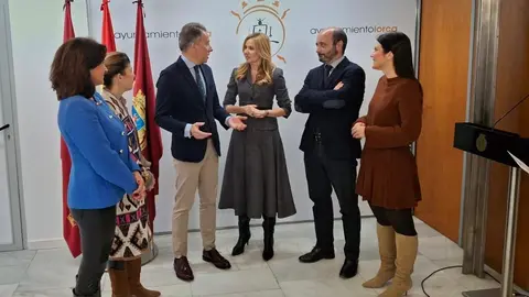 Reuni&oacute;n de la consejera de Empresa con parte de la corporaci&oacute;n municipal de Lorca.