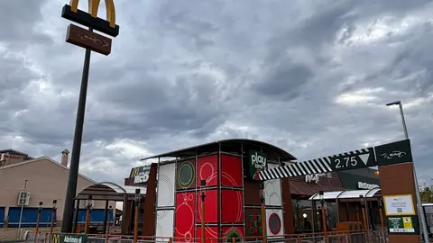 Restaurante de McDonald&rsquo;s en Los Alc&aacute;zares. (McDonald&rsquo;s)