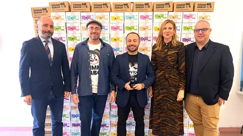 La consejera de Empresa, Marisa L&oacute;pez Arag&oacute;n, en la visita a la empresa Guimme. (CARM)