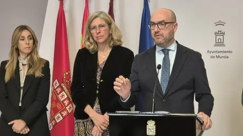 El concejal de Gesti&oacute;n Econ&oacute;mica del consistorio murciano, Jos&eacute; Francisco Mu&ntilde;oz, en rueda de prensa. (Ayuntamiento de Murcia)