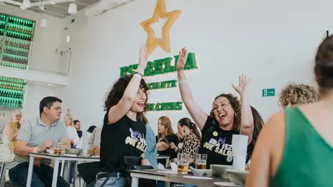 Imagen de una actividad en la Sala de Catas de Estrella de Levante. (Estrella de Levante)