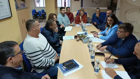 Reuni&oacute;n de la consejera de Pesca, Sara Rubira, con los patrones mayores de las cofrad&iacute;as de &Aacute;guilas, Cartagena, San Pedro del Pinatar y Mazarr&oacute;n. (CARM)