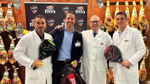 Pablo Olivares, director de Marketing de El Pozo; Borja Alcalde, director de Padel&Padel; Jos&eacute; &Aacute;ngel Cer&oacute;n, director de Comunicaci&oacute;n de Grupo Fuertes; y Jos&eacute; Manuel Ruiz, brand manager de ElPozo 1954. (Grupo Fuertes)