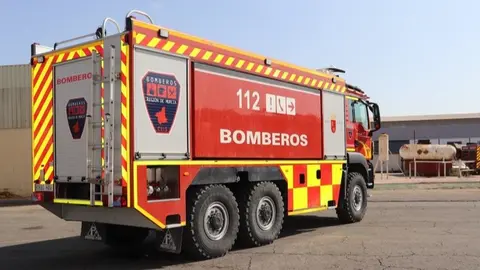 Cami&oacute;n de bomberos de la Regi&oacute;n. (CARM)