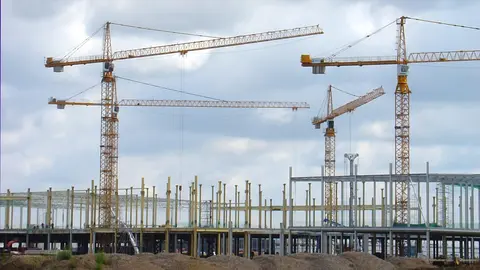 Construcci&oacute;n de viviendas de obra nueva. (Imagen de Mirosław i Joanna Bucholc en Pixabay)