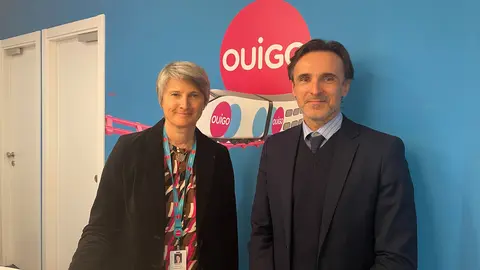 El consejero de Fomento e Infraestructuras, Jorge Garc&iacute;a Montoro, tras la reuni&oacute;n mantenida en Madrid con la directora general de Ouigo, H&eacute;l&egrave;ne Valenzuela. (CARM)