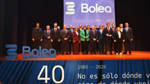 Foto de familia durante la celebraci&oacute;n del evento. (BIA3 Consultores)