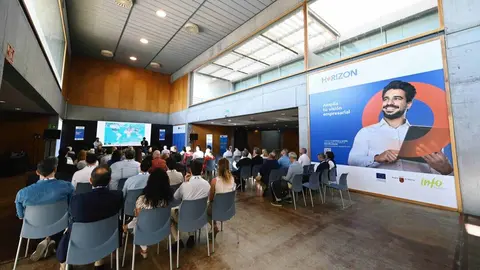 Imagen de una de las charlas del &lsquo;Foro Horizon&rsquo; celebrada el a&ntilde;o pasado en el Auditorio V&iacute;ctor Villegas. (CARM)
