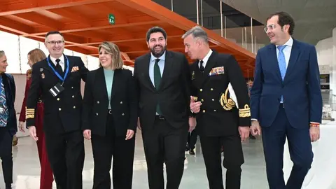 El presidente de la Comunidad, Fernando L&oacute;pez Miras, inaugura en Cartagena el Congreso Industria Naval de Defensa Europea, junto con la alcaldesa Noelia Arroyo. (CARM)