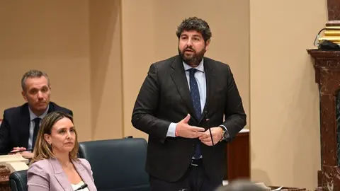 El presidente de la Comunidad, Fernando L&oacute;pez Miras, durante el pleno de la Asamblea Regional. (CARM)
