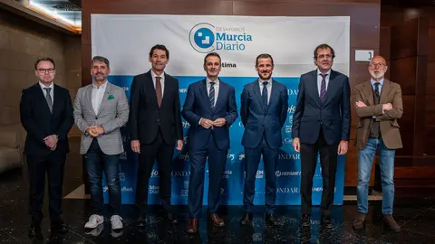 Imagen previa al Desayuno MD en el photocall. (Ra&uacute;l Alc&aacute;ntara)