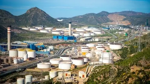 Panor&aacute;mica de la industria en el Valle de Escombreras. (CARM)