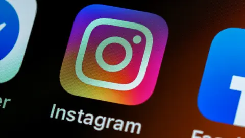 Esto es todo lo que Meta AI puede hacer por ti en Instagram- Logo Instagram
