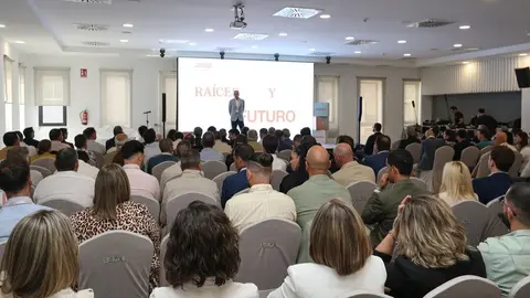 Alejandro Puigdengolas, adjunto a direcci&oacute;n de Jisap, al inicio del evento. (Portavoz)