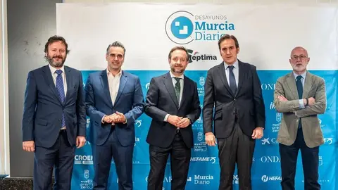 Imagen previa al Desayuno MD en el photocall. (Ra&uacute;l Alc&aacute;ntara)