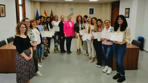 Imagen durante la entrega de diplomas. (CARM)