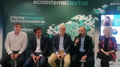 El director del Instituto de Fomento, Joaqu&iacute;n G&oacute;mez, durante la presentaci&oacute;n del 'Informe Regional de Empresas Tech e Innovadoras 2025'. (CARM)