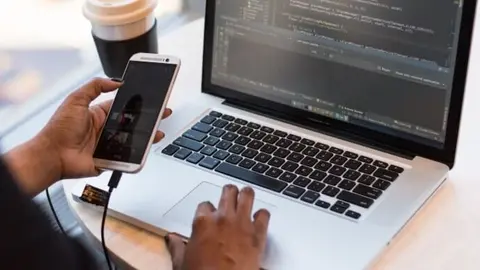 C&oacute;mo y por qu&eacute; la personalizaci&oacute;n en software es vital para tu negocio- (Publis...)