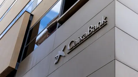 Edificio corporativo de CaixaBank en la Regi&oacute;n. (CaixaBank)