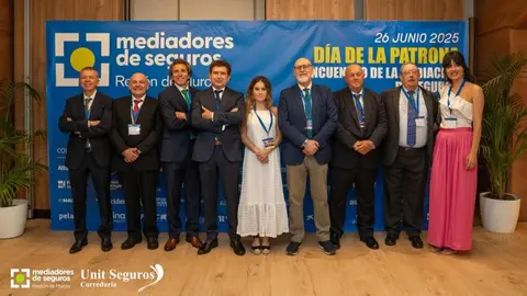 Foto de familia durante el evento. (Unit Seguros)