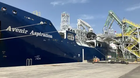 Suministro de bioGNL de Enag&aacute;s al barco Avenir Aspiration en el Puerto de Cartagena. (Enag&aacute;s)