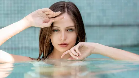El secreto de un rostro impecable incluso bajo el agua-