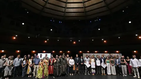 Fotograf&iacute;a de familia durante la presentaci&oacute;n de la programaci&oacute;n. (Ayuntamiento de Murcia)
